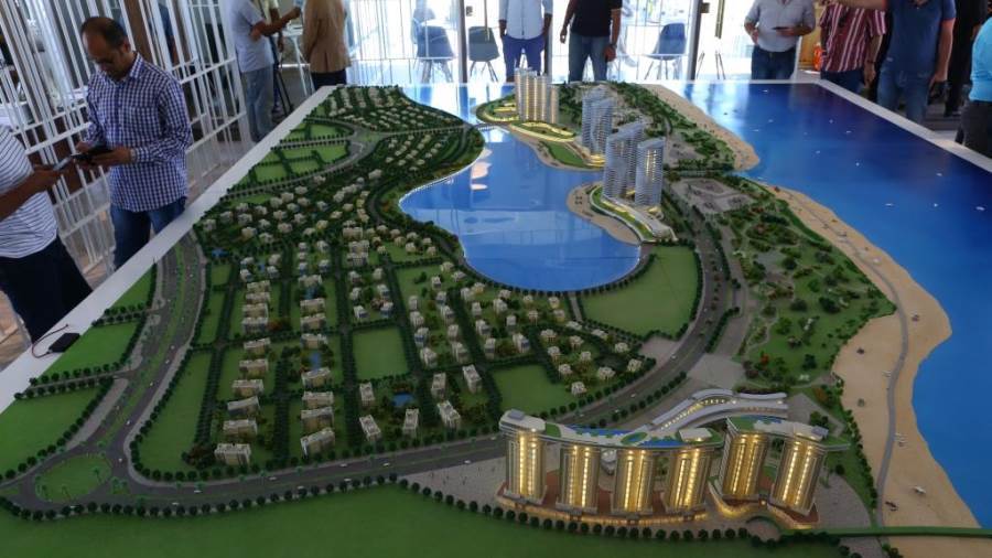 Entertainment Models Elevate the entertaining experience of exhibitors